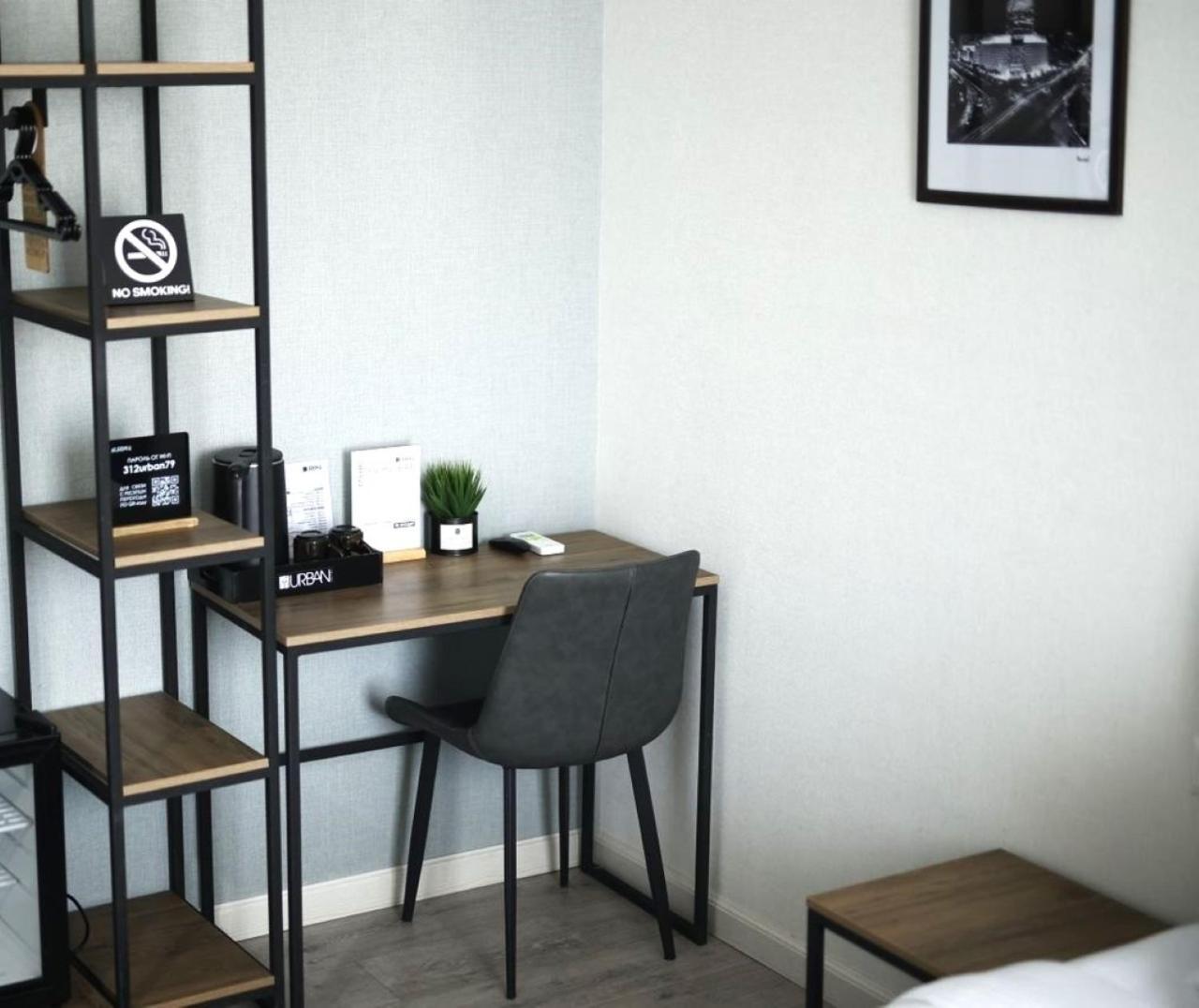Urban Hotel Biškek Exteriér fotografie